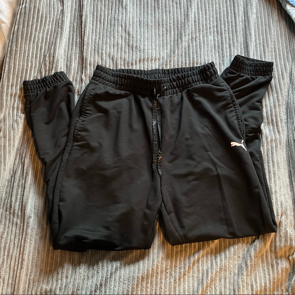 Women’s Puma Sweatpants